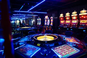 6777BET Live Casino — Join thrilling real-dealer tables A professional dealer in a tuxedo greeting players at the roulette table, symbolizing the authentic live casino feel at 6777BET.